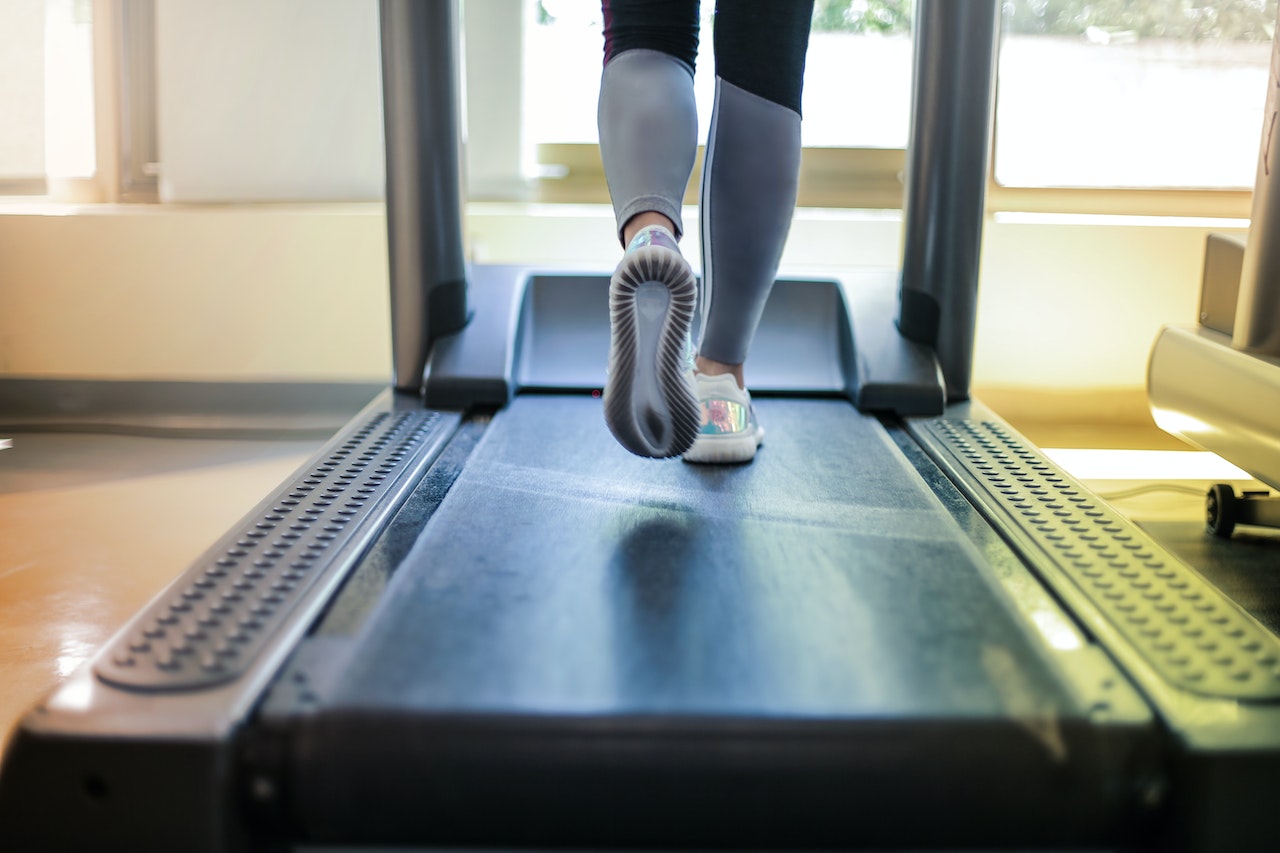 Does Incline Treadmill Build Calves?